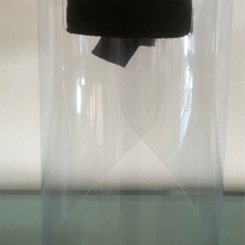 Máscara Antifluido con reata y velcro