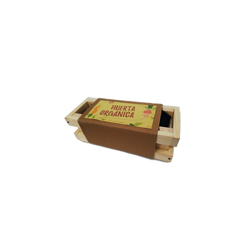 Huerta de especias en cajón de madera